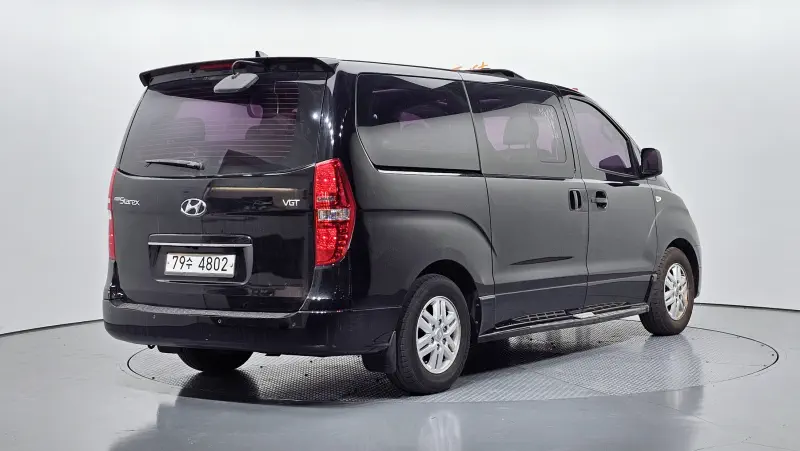 Hyundai Grand Starex