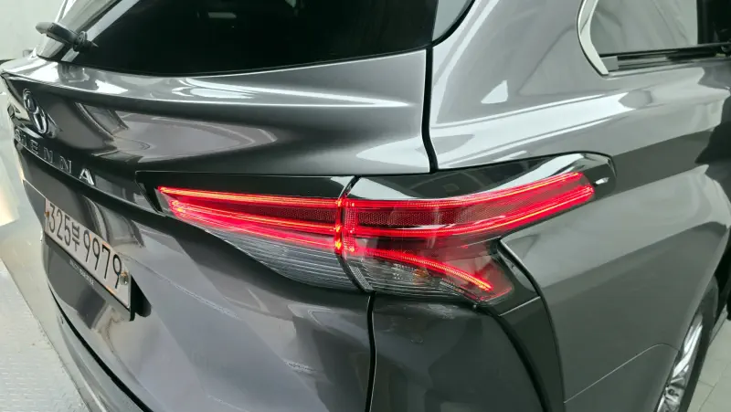 Toyota Sienna