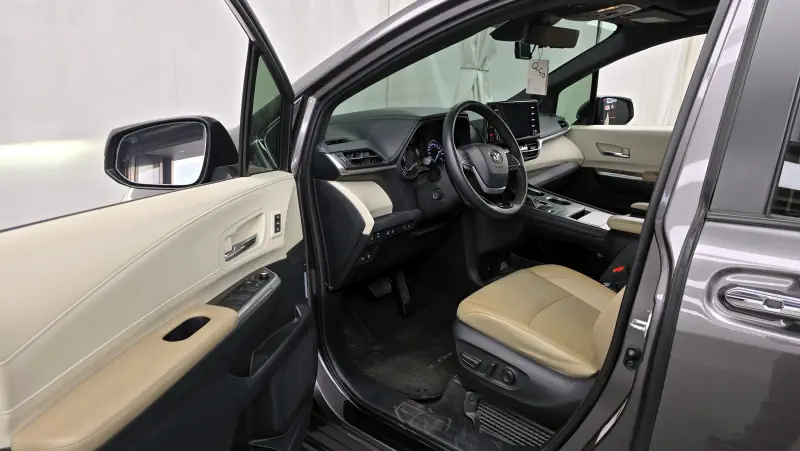 Toyota Sienna
