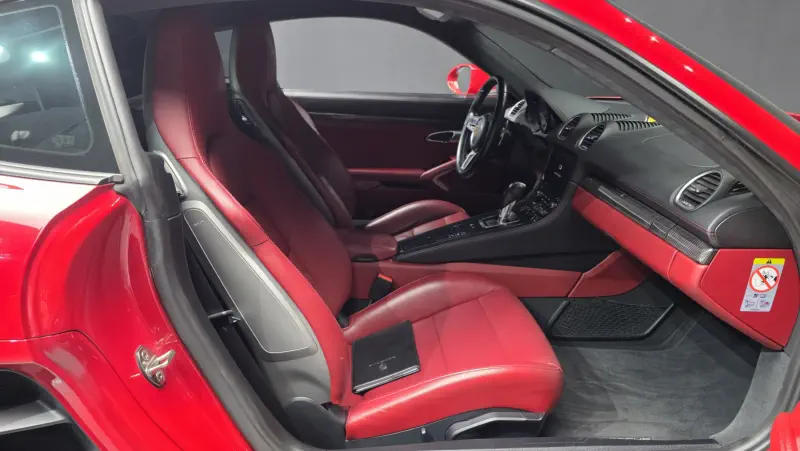 Porsche Cayman