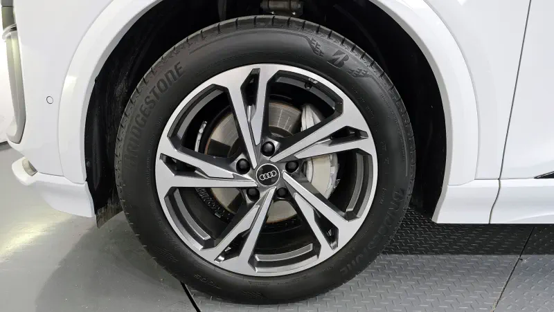 Audi Q6 e-tron