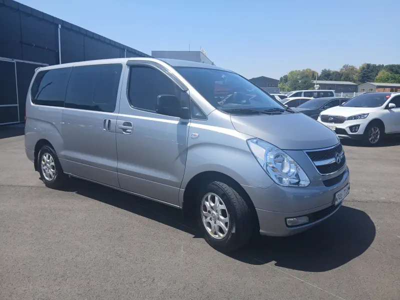 Hyundai Grand Starex