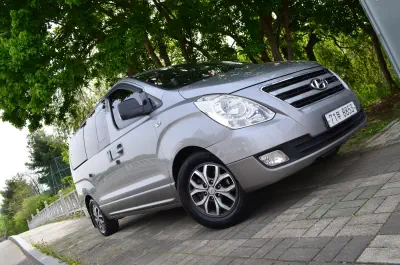 Hyundai Grand Starex