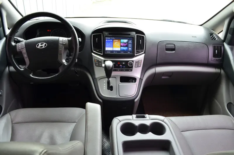 Hyundai Grand Starex