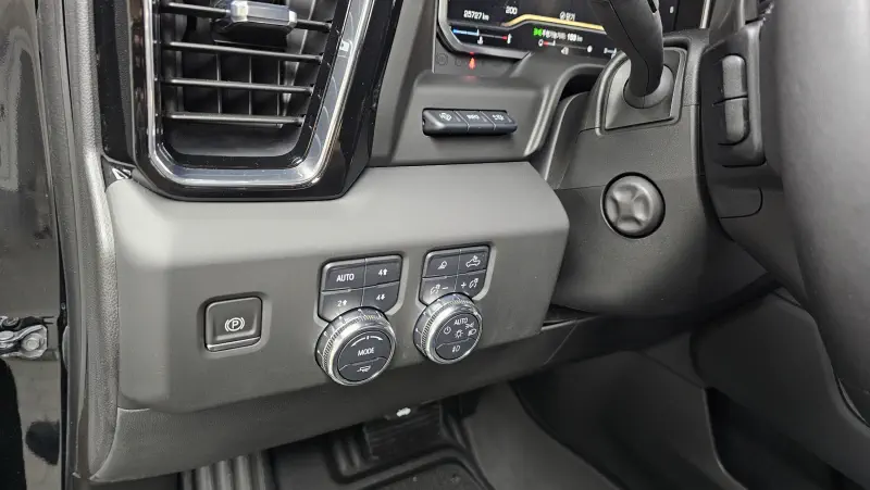GMC SIERRA