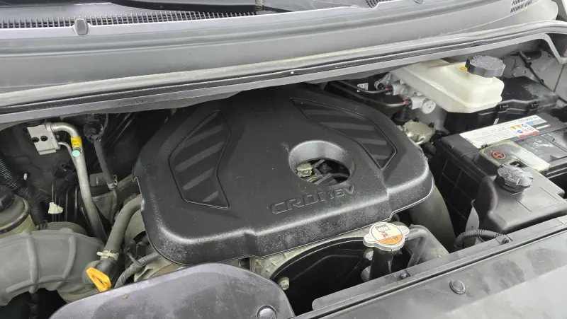 Hyundai Grand Starex