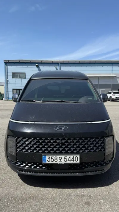 Hyundai Staria