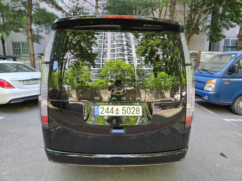 Hyundai Staria