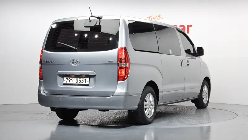 Hyundai Grand Starex