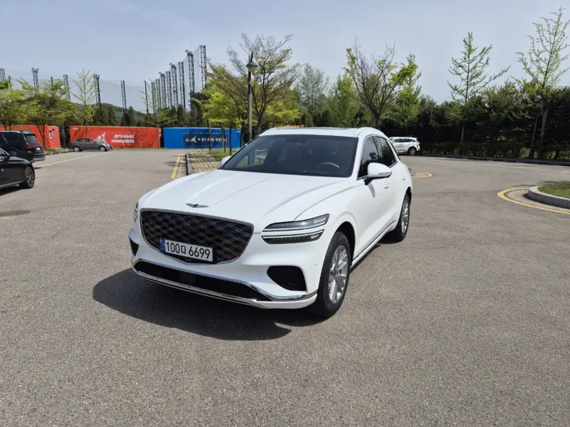 Genesis GV70