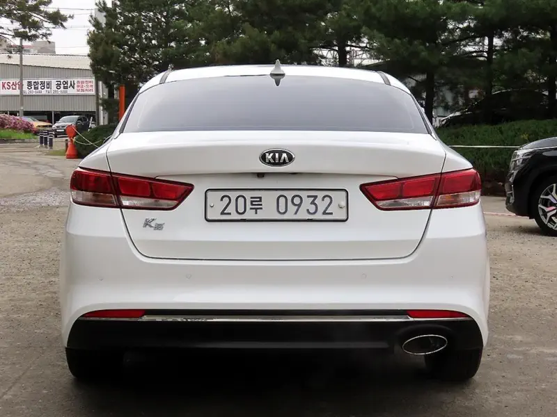 Kia K5