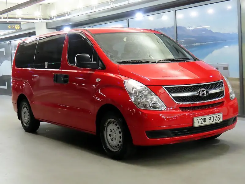 Hyundai Grand Starex