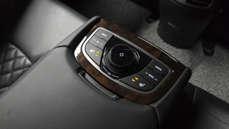 Hyundai Aslan