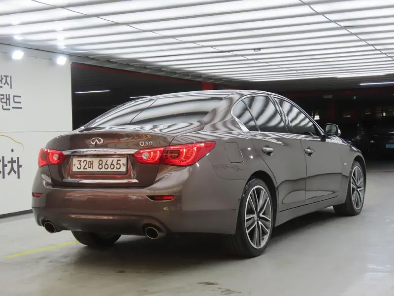 Infiniti Q50