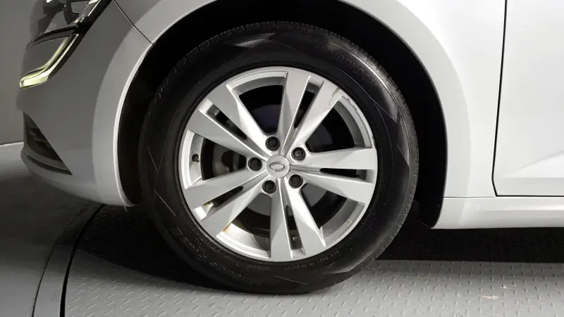 Renault Samsung SM6