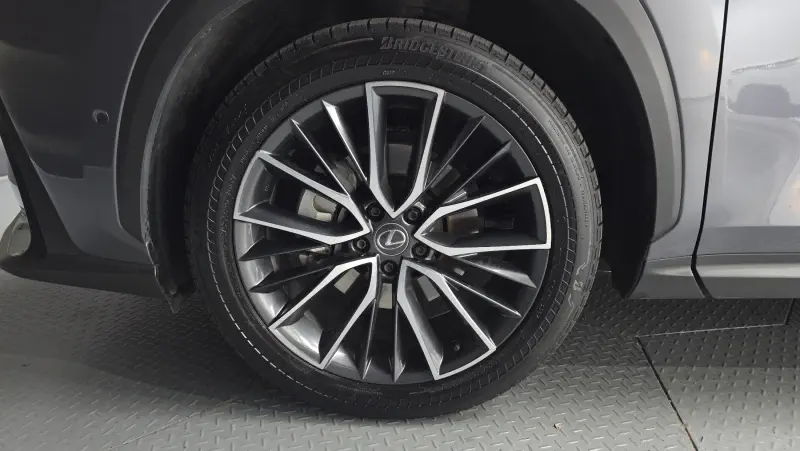 Lexus NX350h