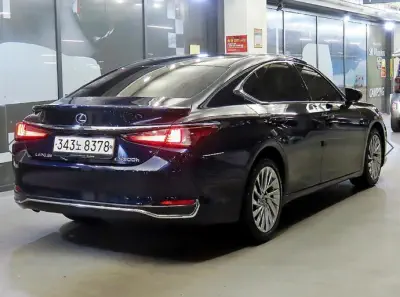 Lexus ES300h