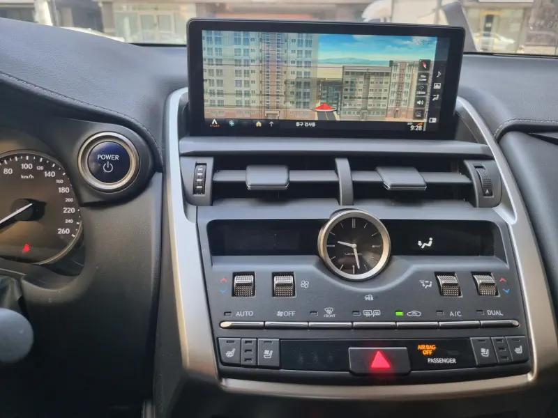 Lexus NX300h