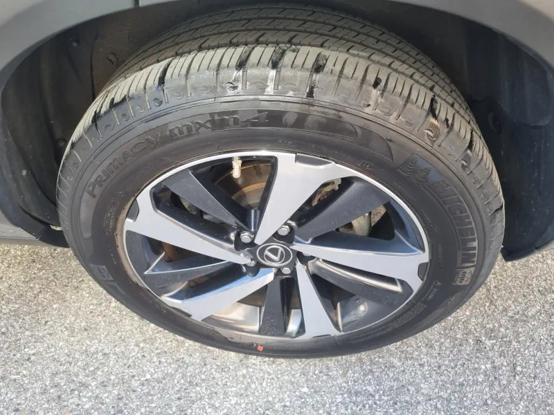 Lexus NX300h