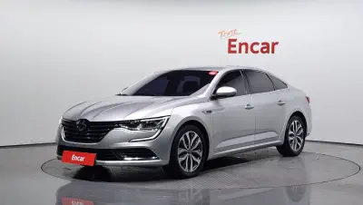 Renault SM6