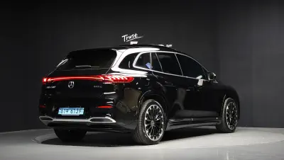 Mercedes-Benz EQS SUV