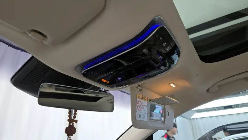 Mercedes-Benz EQS SUV