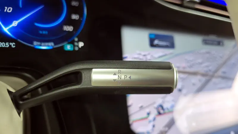 Mercedes-Benz EQS SUV