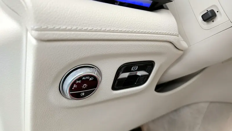 Mercedes-Benz EQS SUV