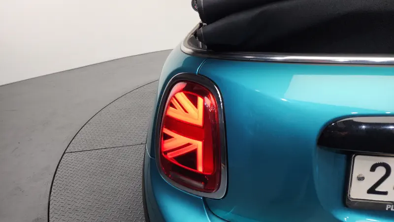 MINI Cooper Convertible