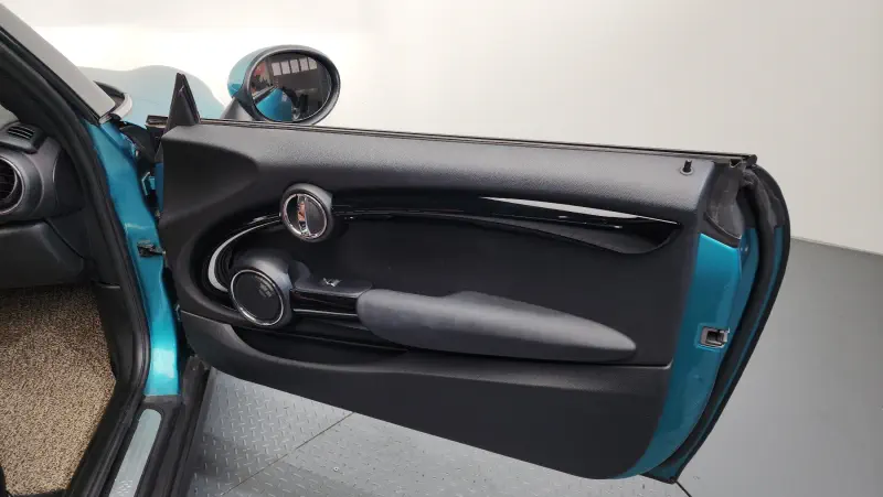 MINI Cooper Convertible