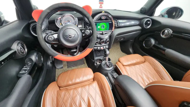 MINI Cooper Convertible