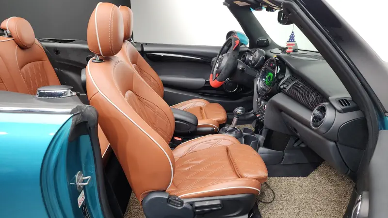 MINI Cooper Convertible