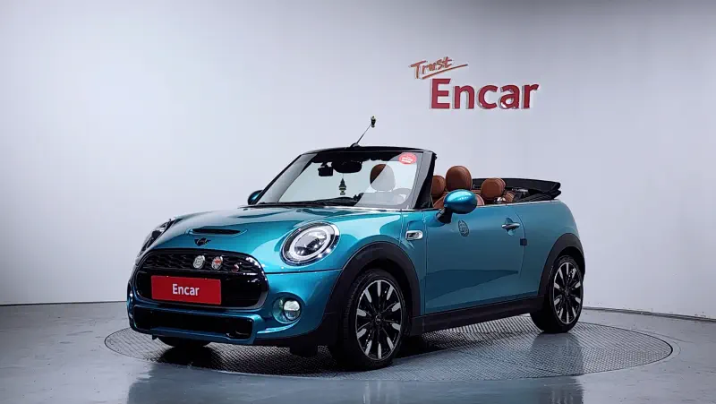 MINI Cooper Convertible