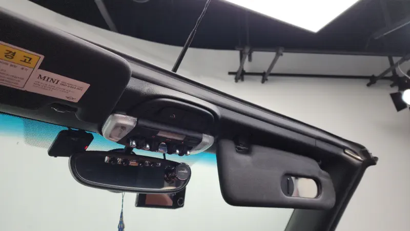 MINI Cooper Convertible