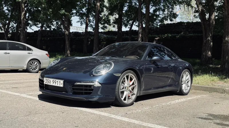 Porsche 911