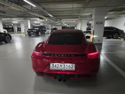 Porsche CAYMAN
