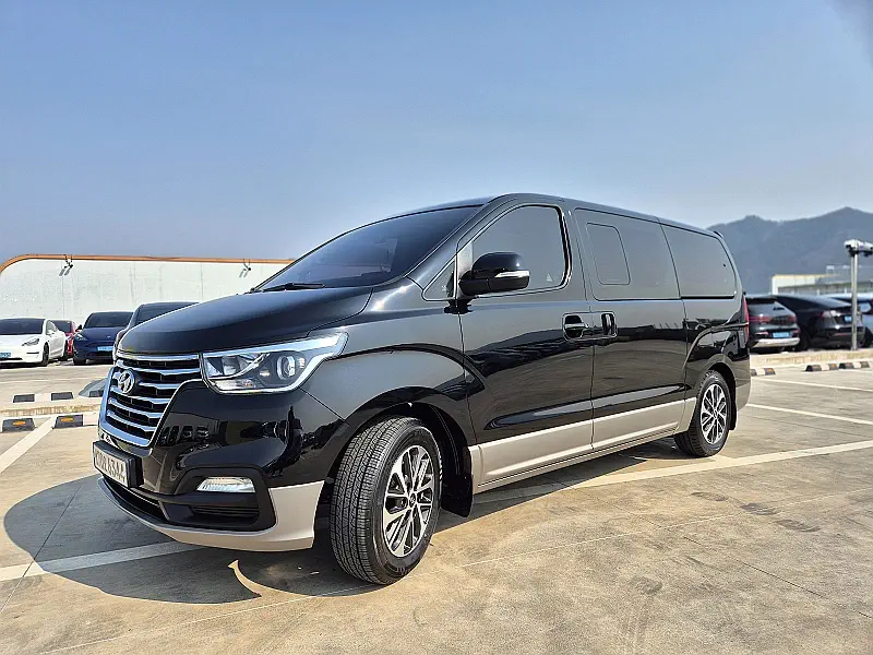 Hyundai Grand Starex