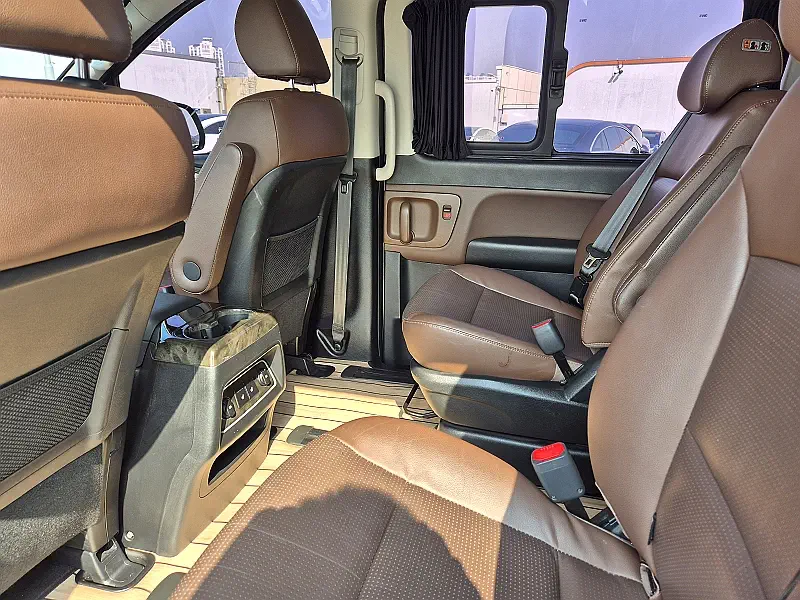 Hyundai Grand Starex