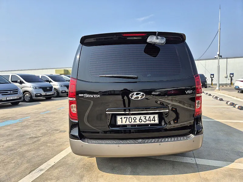 Hyundai Grand Starex