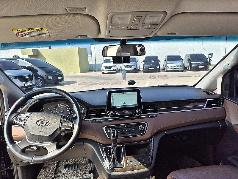 Hyundai Grand Starex