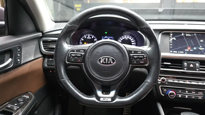Kia K5
