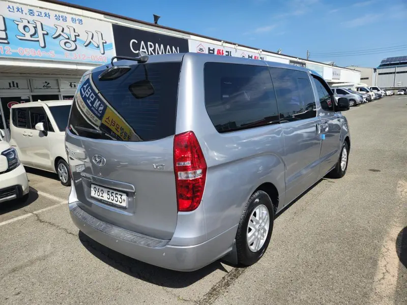 Hyundai Grand Starex