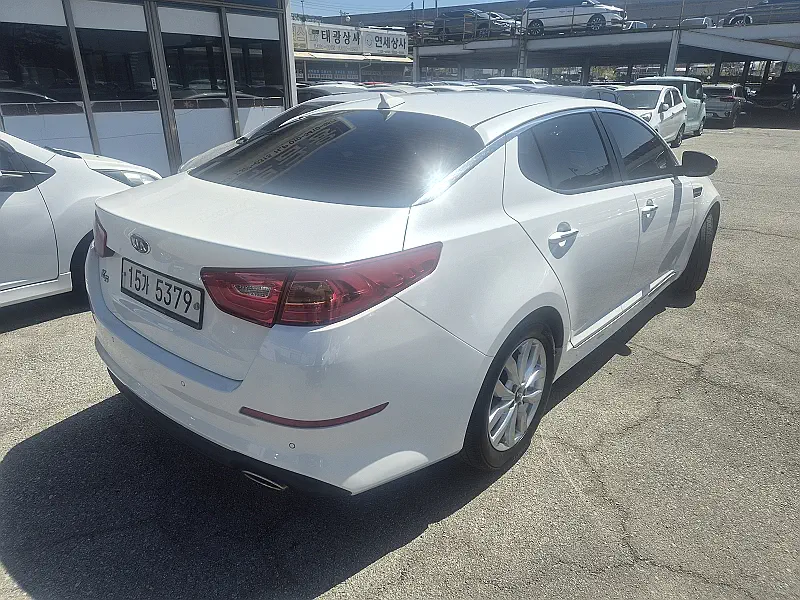 Kia K5