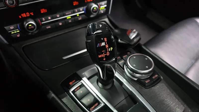 BMW 5-Series Gran Turismo