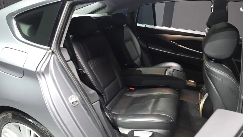 BMW 5-Series Gran Turismo