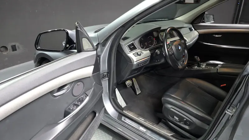BMW 5-Series Gran Turismo