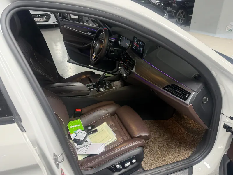 BMW 5-Series