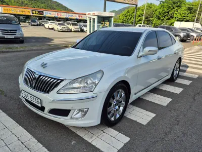 Hyundai Equus
