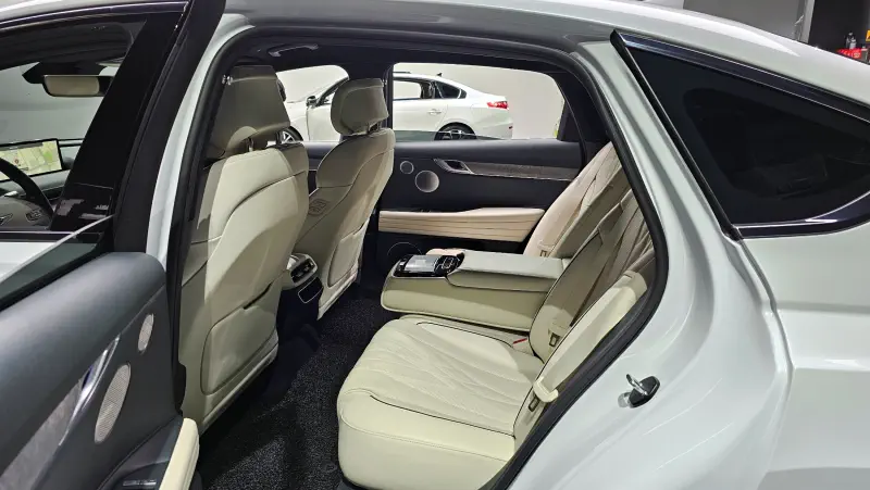 Genesis Electrified G80