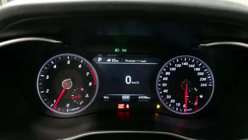 Genesis G70